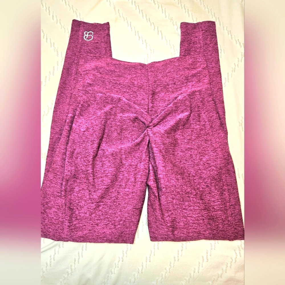 BOMBSHELL- Peach Booty Leggings - Large/ Magenta / Medium Weight
